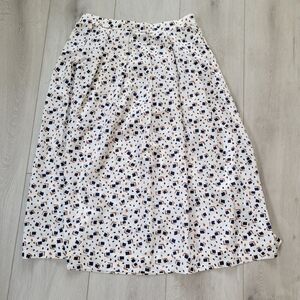 Vintage Country Sophisticates by Pendleton White & Navy Blue Patterned Skirt
